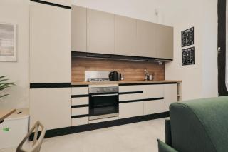 JOIVY Spacious Family Apartment - Milan - 8