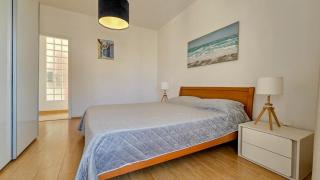 Viviana Red - Novigrad - 1