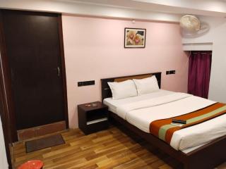 Hotel UCS - Calcuta - 9