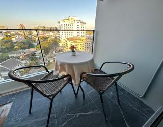 The Astra Sky River Night Bazaar(luxury apartment) - Chiang Mai - 2