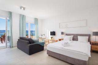 Villa Jolara With Heated Pool - Deluxe Suite 6 - Mimice - 1