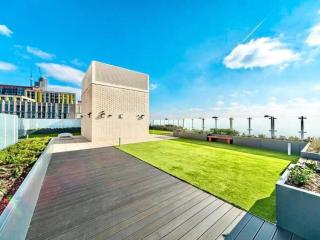 Unique 3BR 3BATH Townhouse Duplex SmartHome - 9