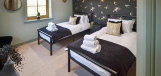 The Barn - Spacious & Luxurious 5 Bedroom - Perfect for Work Teams or Families - Preston - 4