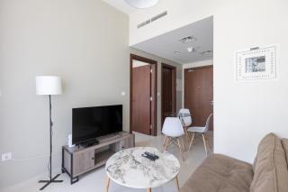 Prime Location Business Baystylish,cozy 1-bd Apt - Dubai - 6