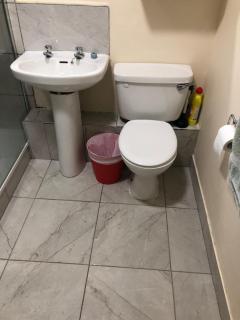 Connolly Private Guest House - 1