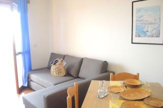 Two level attic with sea view terrace - 9