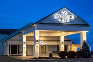 Atlantic Host Hotel, Trademark Collection by Wyndham - Bathurst - 0