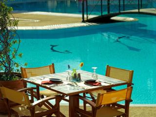 Dionysos Hotel - Ixia - 1