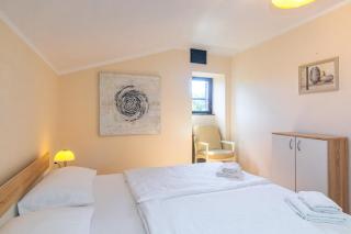 Apartments Lina - Vrh - 4