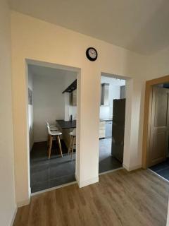 Mulhouse, Urban Family Nest - 6