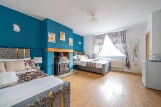 *RD98BL* For your most relaxed & Cosy stay + Free Parking + Free Fast WiFi * - Farnley - 4