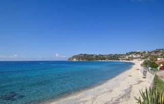 Gorgeous Apartment In Marina Di Ragusa - 8