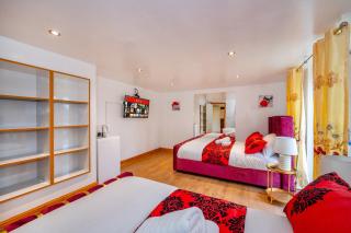 *RE98BL* For your most relaxed & Cosy stay + Free Parking + Free Fast WiFi * - Farnley - 0