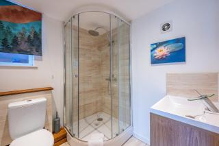 *RE98BL* For your most relaxed & Cosy stay + Free Parking + Free Fast WiFi * - Farnley - 6