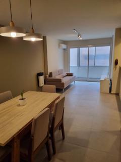 HERMOSO - CATEGORIA Departamento 90 m2 CENTRO con COCHERA opcional - Córdoba - 1