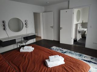 Hotel Valley of Business Frankfurt-Airport - GREY LABEL PENTHOUSE - 0