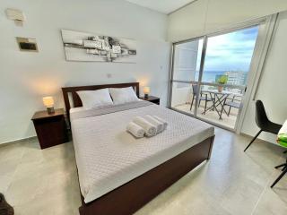Enaerios SeaView Studio - Limassol - 2