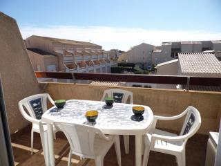 Charmant T2 climatisé avec mezzanine, terrasse et piscine, idéal pour 4-6 personnes - FR-1-326-430 - Le Castellas - 9
