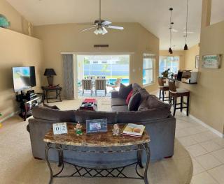 VILLA PALM ISLAND - Cape Coral - 3
