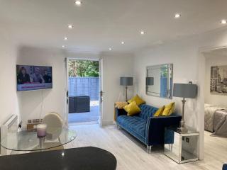 Hertford fabulous 2 bed garden apartment - Hertford - 0