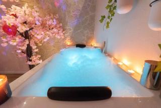 Love Room avec 2 Jacuzzi Balnéo, Parking - Nice - 5