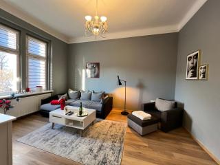 Wolności 21 Jelenia Góra - 1