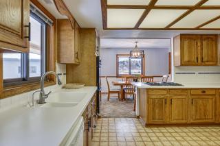 Enjoy Deck and Mtn Views Grand Lake Retreat! - 1