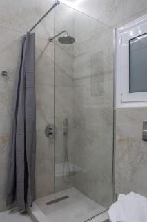 Contemporary Comfort in Athens - Atene - 1