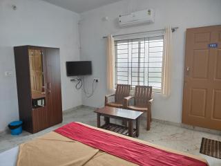 Sahyadri Lodge and Restaurant - 4