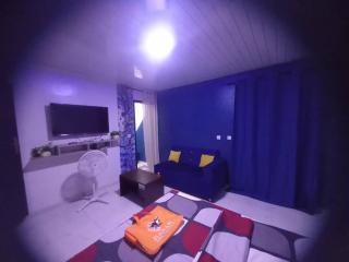 Apartment-Sleeps2-Parking-PetFriendly - - 2