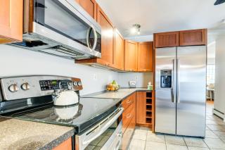 Spacious Family Home with Deck and Yard 5 Mi to Stowe - 2