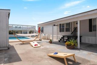 Home with private pool and deck - 5