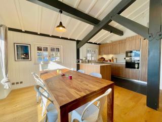 Chalet Cosy 8 Pers, Skis aux Pieds, Balcon, WIFI, Parking - FR-1-505-33 - 8