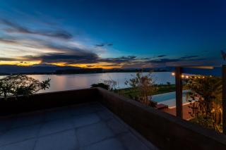 @morro.redondo - A casa Azul e seu Pôr do Sol - Cássia - 1
