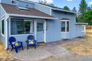 Bend Home with Fire Pit, 4 Mi to High Desert Museum! - Bend - 8