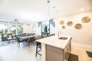 ET010 - Elegant Townhouse with Pool Views at Reunion - Kissimmee - 1