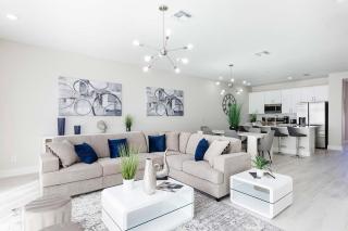 ET019 - Voguish Townhouse with Games Room at Encore - 0