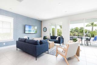 W429 - Bohemian Chic Villa with Themed Bedrooms at Reunion - 5