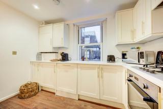 Prime Location Marylebone 4 Bed Designer Flat - 5