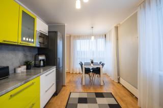 Fortuuna City View Apartment - 7