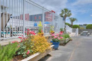 Ocean Walk 7102-A Sweet Retreat - Oak Island - 4