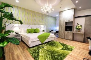 Luma Plaza Hotel - 0