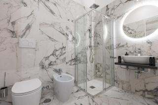 IRON Luxury Rooms - 1