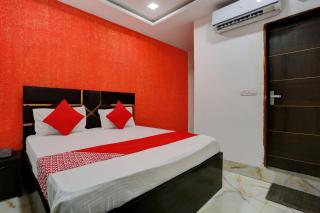 OYO Hotel Star Blue - 3