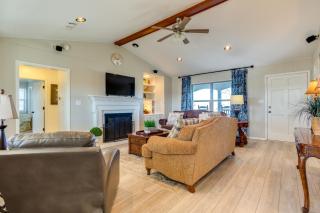 On-Site Lake Access and Fire Pit Bonham Home! - 7