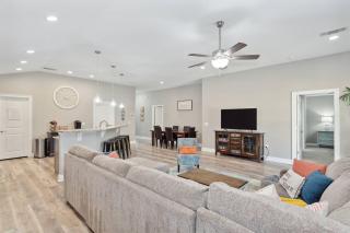 1977 Esplanade St - Navarre - 2