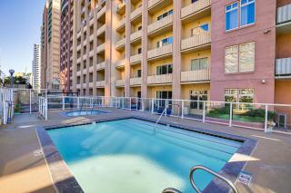 Luxe Long Beach Condo with Pool 1 Mi to Shoreline! - 9