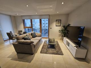 Luxury Property in Canary Wharf - London - 5