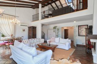 Amapola House Exclusive Private Pool, BBQ & Pet Friendly Torreblanca Fuengirola by Groway Home - Fuengirola - 3