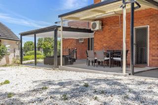 Quiet Elevated Serene Home (B) - Merrylands - 7